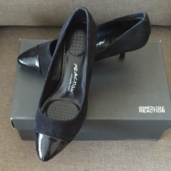 Kenneth Cole Black Suede and Patent Leather Pumps - Picture 2 of 4